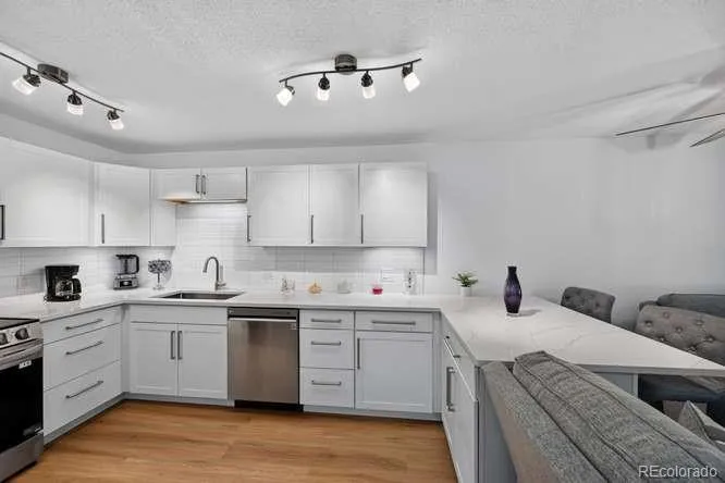 745 S Alton Way Unit 11a, Denver, Colorado 80247