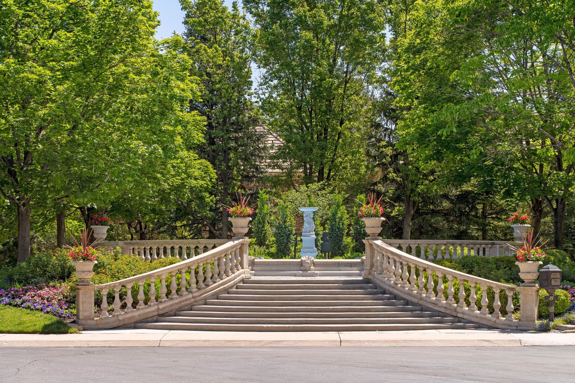 Country Club, Denver Colorado homes and streetscape