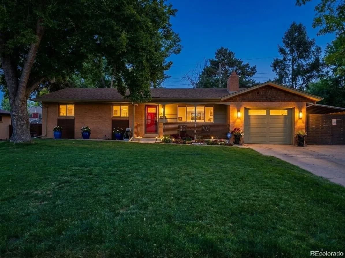 8280 W Louisiana Avenue, Lakewood, Colorado 80232