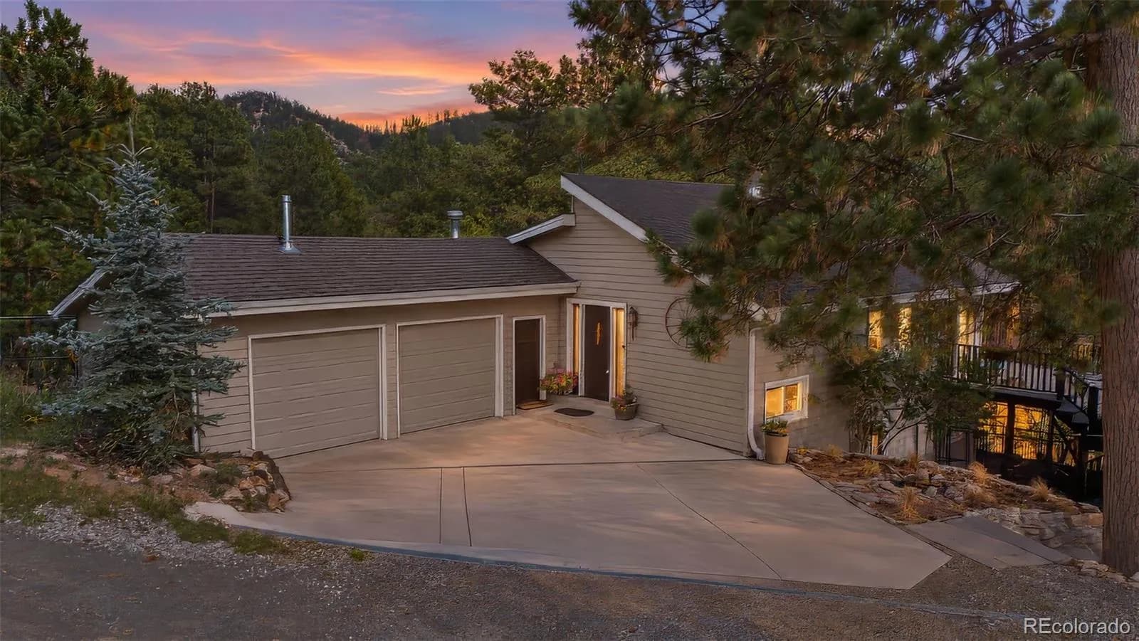 11668 Crescent Park Circle, Golden, Colorado 80403