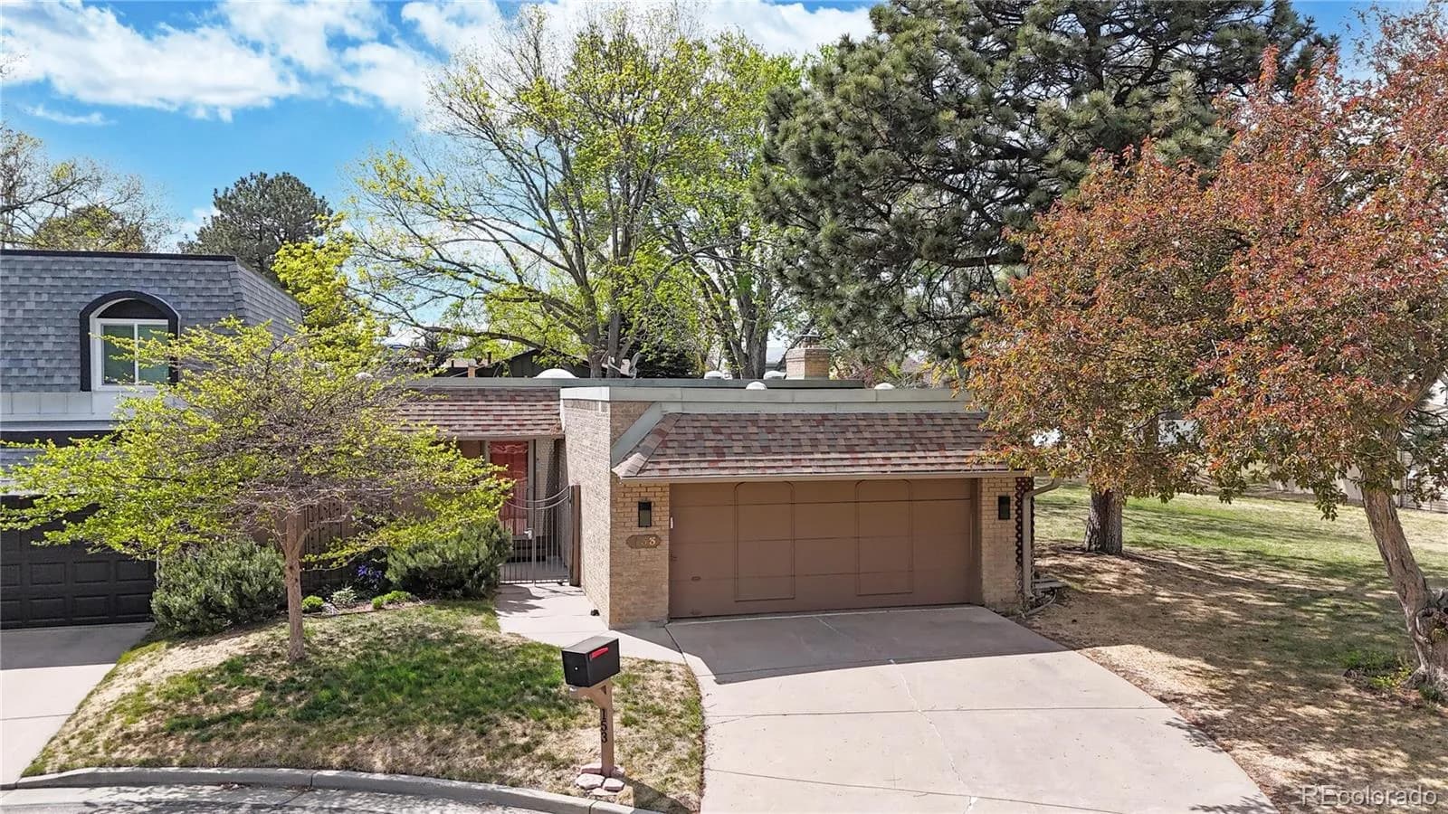 153 S Vance Court, Lakewood, Colorado 80226