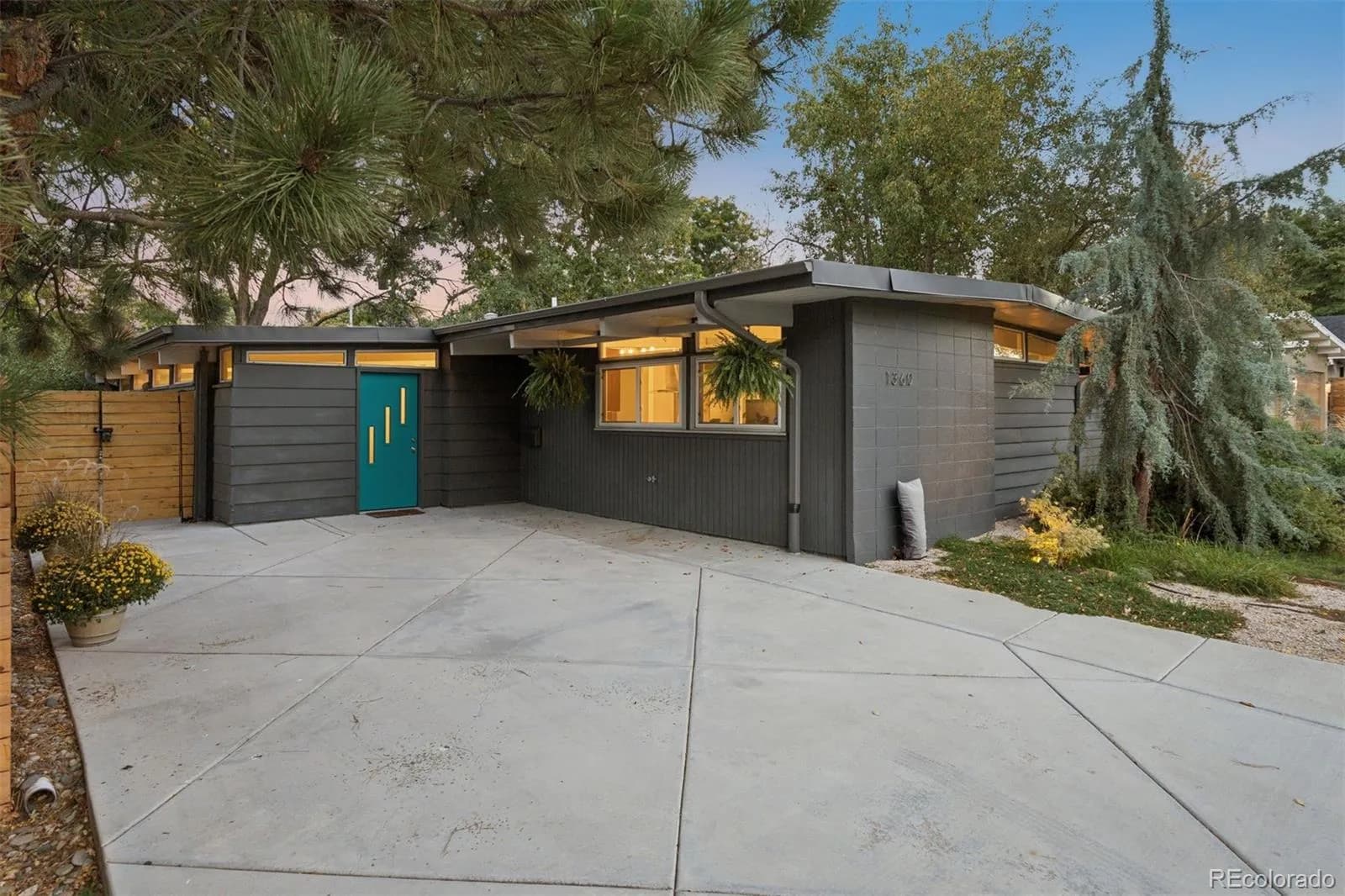 1360 S Dahlia Street, Denver, Colorado 80222